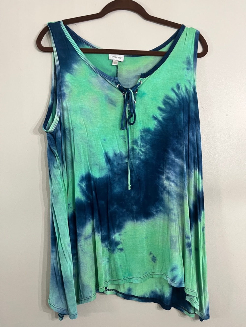 Avenue Tie-Dye Lace-Up Tank in Teal and Blue